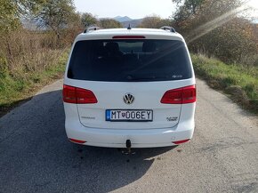 Volkswagen Touran - 4