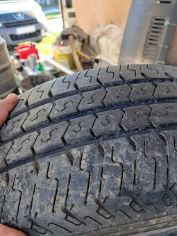 Predám disky s pneumatikami 205/70 R15C - 4