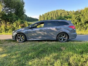 Ford Focus ST 2.0TDCI Duratorq R A6 - 4