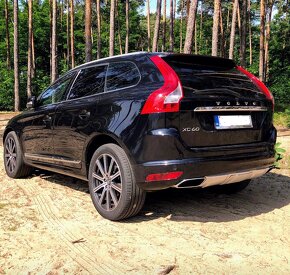 Volvo XC60 D5 Summum AWD- s nezavislym kurenim - 4