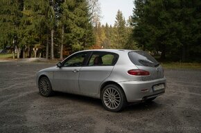 Alfa Romeo 147 1.9jtd - 4