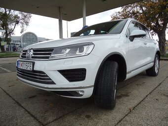 Volkswagen Touareg II 3.0 V6 TDI BMT Premium 4MOTION - 4