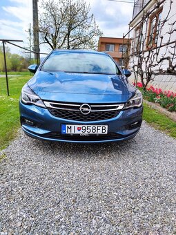 Opel Astra Spotrs Tourer - 4