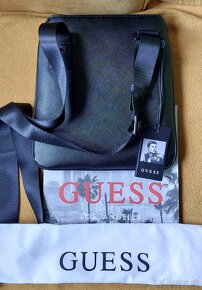 Guess crossbody taška - 4