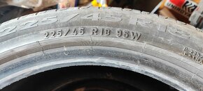 225/45 R18 Pirelli letné pneumatiky - pár - 4