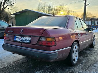 Mercedes E250D (W124) - 63KW - SEDAN - RV:1992 - 4