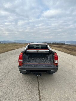 Toyota Hilux DC 2.4 I D - 4D Active 4x4 A/T - 4