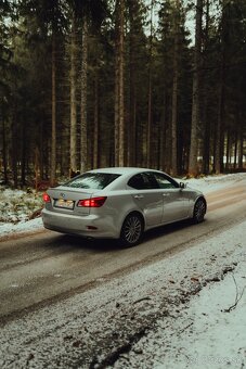 LEXUS IS220D Fsport - 4