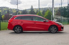 Kia Cee´d SW 1.6 CRDi VGT Gold A/T - 4