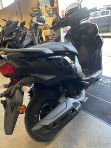 Yamaha RayZR 125 - 4