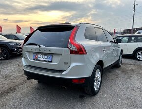 Volvo XC60 D5 (158kW) AWD Summum Geartronic - 4