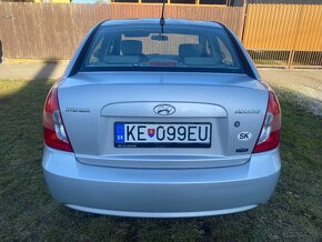 Hyundai Accent 1.5 CRDi 2006 - 4