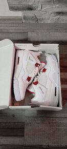 Air Jordan 4 Metallic Red - 4