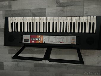 Keyboard YAMAHA F50 - 4