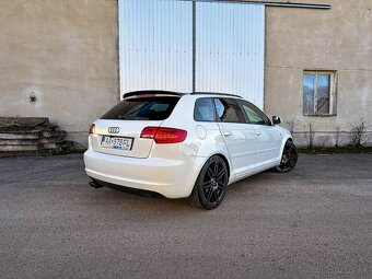 Audi A3 2.0 TDI 103kw DPF Ambition S-LINE - 4