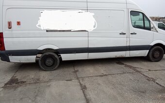 Volkswagen crafter 2.5 TDI rok 2007 - 4