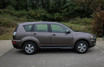 Mitsubishi Outlander 2.0 MIVEC Invite 2WD - 4