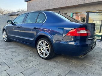 ŠKODA SUPERB 2 3.6 FSI 4x4 DSG ELEGANCE 191KW - 4