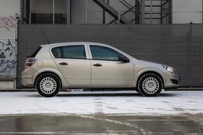 Opel Astra 1.4 Benzín - 4