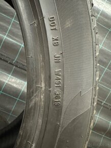 Zimne Pirelli SCORPION   325/35 R22 - 4