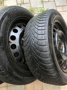 Plechové disky a pneumatiky 205/55 R16 - 4