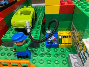 Autoservis fabrika auto-umyvaren LEGO DUPLO - 4