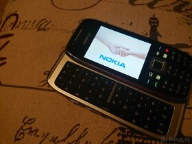 Nokia e75 - 4