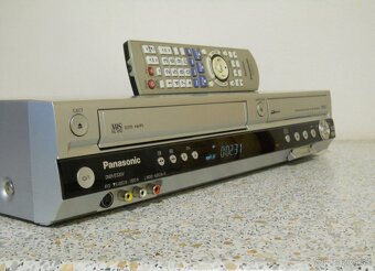 VHS-DVD rekordér Panasonic DMR-ES35 - 4