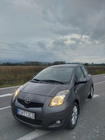 TOYOTA YARIS 1,33 VVTi - 4