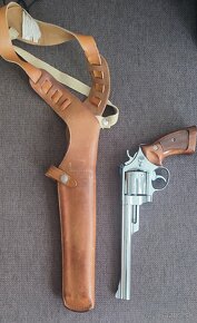 Predám Smith & Wesson 629 - 4