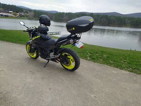 Suzuki GSR 600 ABS 2008 - 4