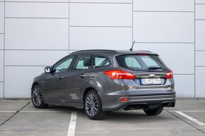 Ford Focus Kombi 1.5 EcoBoost ST Line - 4