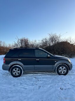 KIA Sorento - 4