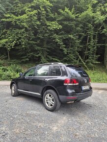 VW Volkswagen Touareg 3.0 V6 - 4