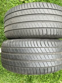 Predám dvojicu gúm Michelin 235/45R17 94W - 4