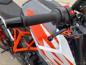 KTM 1290 Superduke r - 4