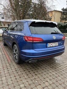 Volkswagen Touareg 3.0 TDI V6, R line, 170 kW, vzduch. podv. - 4