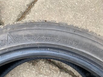 Dunlop 215/50 R17 - 4