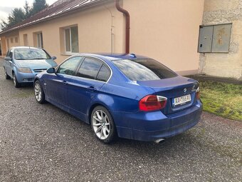 BMW e90 320d 130kw - 4