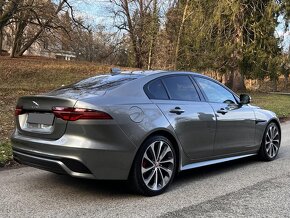 Jaguar XE 2.0D I4 R-Dynamic HSE AT - 4