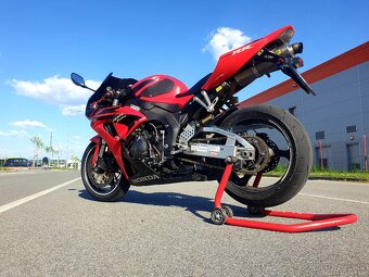 Honda cbr - 4