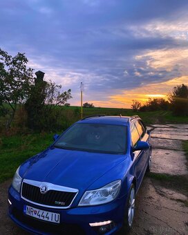 Škoda Octavia 2 FL RS Race Blue - 4