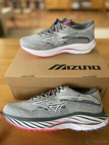 Mizuno Wave Rider - 4