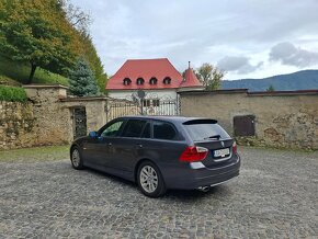 BMW 320D Touring A/T - 4