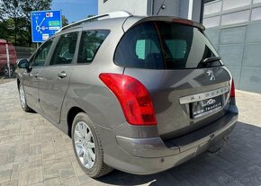 Peugeot 308 1.6HDi Panorama nafta manuál 80 kw - 4