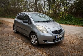 Toyota Yaris 1.0 - 4