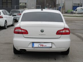 Škoda Superb 2.0 TDI CR 4x4 140k Elegance DSG - 4