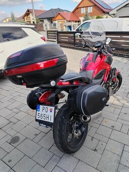 Honda NC 750X - 4