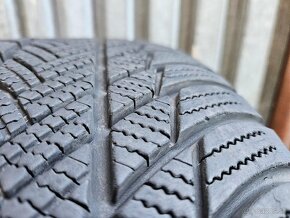 Špičkové zimné pneumatiky Bridgestone Blizzak - 225/60 r17 - 4