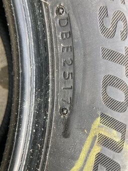 Bridgestone zimná 235/55R17 - 1 kus - 4